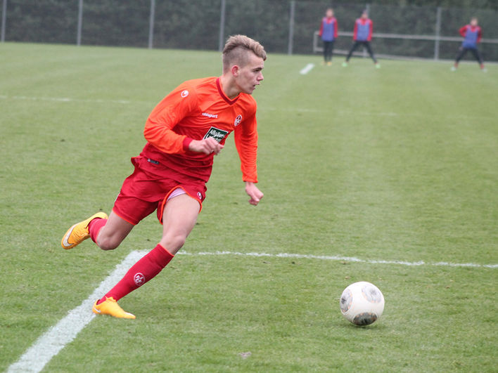 Антон Артемов