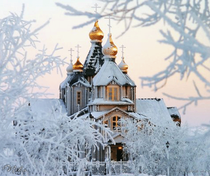 храм зимой 
