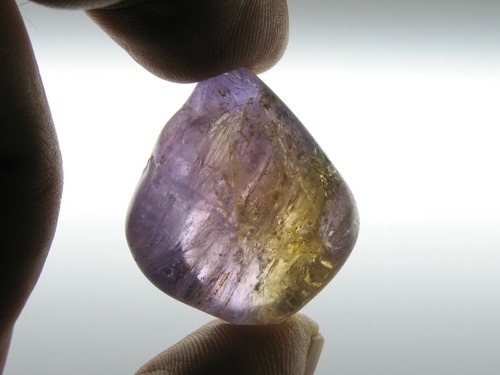 Энергия камней № 53 Аметрин (окатанный камень) фото, обсуждение