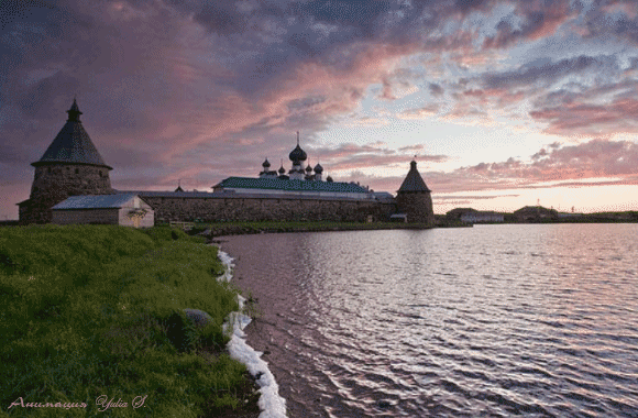 Соловецкий монастырь, Святое озеро