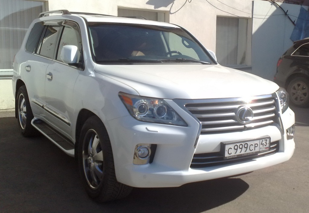 Lexus LX 570 2012 Р±РµР»С‹Р№