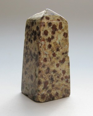 Энергия камней № 66 Риолит (обелиск) фото, обсуждение