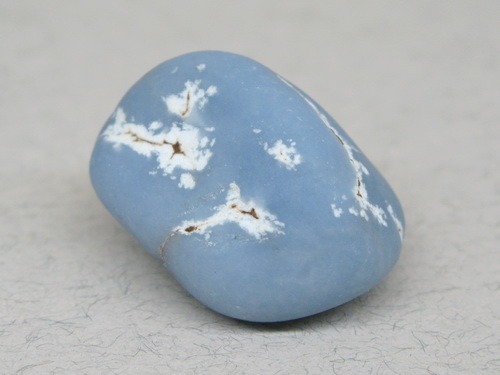 Энергия камней № 68 Ангидрит (окатанный камень) фото, обсуждение