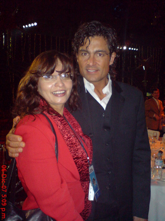 Fernando Colunga - Page 39 1000494