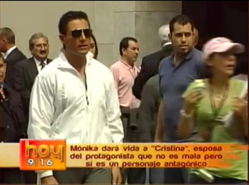 Fernando Colunga - Page 39 1007831