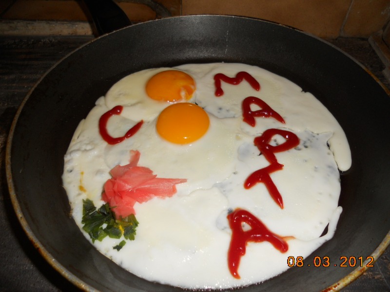 Торт с 1 яйцом на сковороде