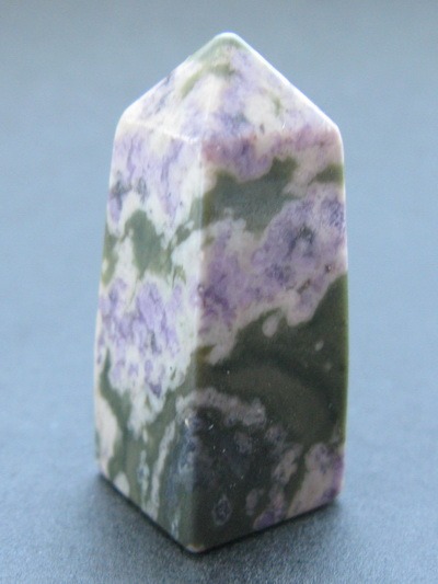 Энергия камней № 109 Атлантисит (обелиск) фото, обсуждение