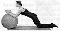 Упражнение для талии «Катание мяча»