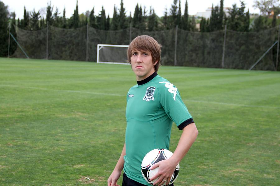 Универсализм - главный козырь в колоде футбольных достоинств Сергея Петрова