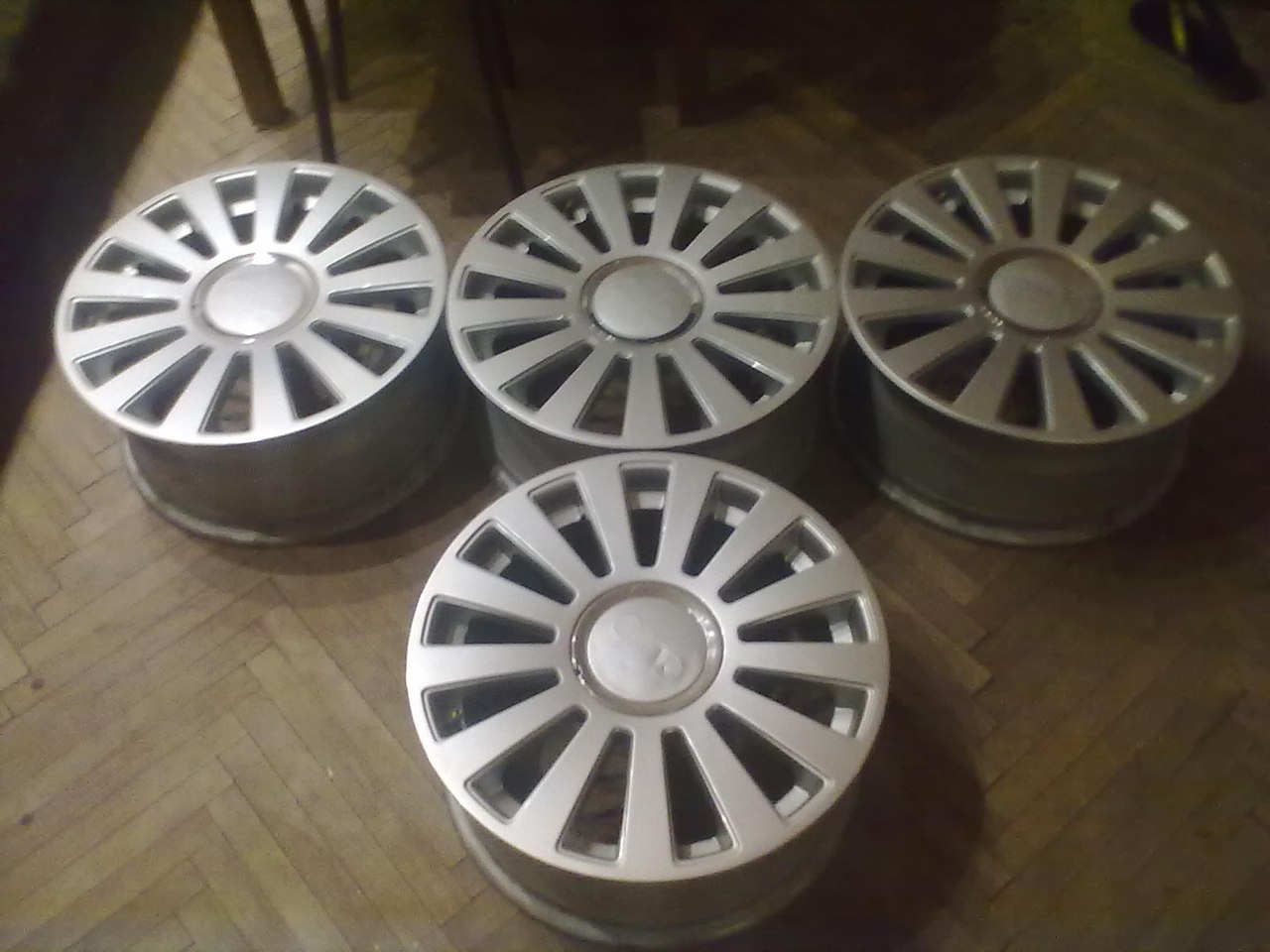 VW Vento колеса r17