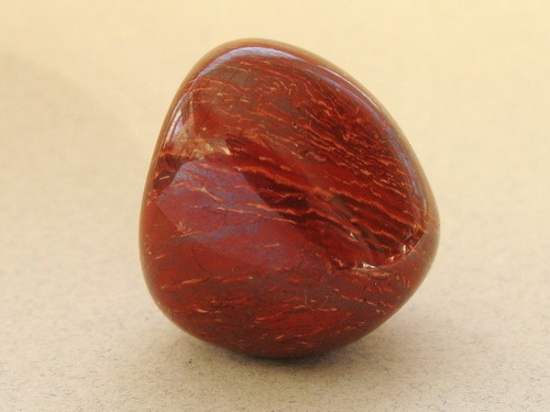 Энергия камней №115 Тигровая яшма (окатанный камень) фото, обсуждение
