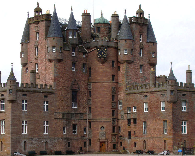Шотландский замок Гламис 270103
