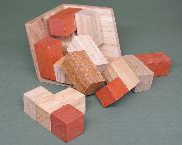 Занимательные головоломки №57 Кубики сома в перспективе
