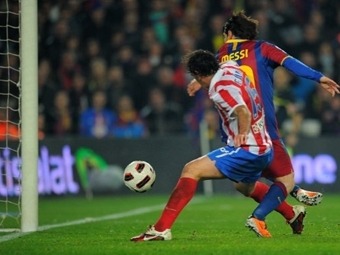 [center][img]http://4put.ru/pictures/max/94/289360.jpg[/img][/center]          "���������" ���������� ����� ������ ����������� ���������� ������� �� ����� ����� ������. � ��������� ����� ��������� ���������� ���������� "��������" �� ������ 3:0. �������� ����� "���������" �������� 16 ������.� ����� � ���������� "��������" ��� ��� ���� "���������" ����� ������������ ������� ������� �����.  [url=http://lenta.ru/news/2011/02/06/barsa/]���������[/url]