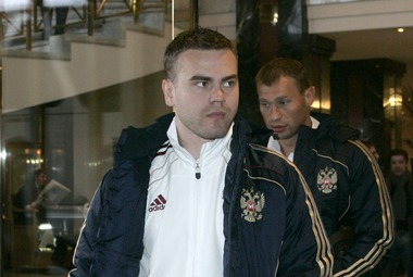 [center][img]http://4put.ru/pictures/max/94/291363.jpg[/img][/center]        ������ �� ������ � ���-���� ������ �� ��� �������?   [url=http://football.sport-express.ru/reviews/11406/]��������� [/url]