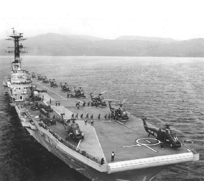 1971: HMS Bulwark R-08 Norway.