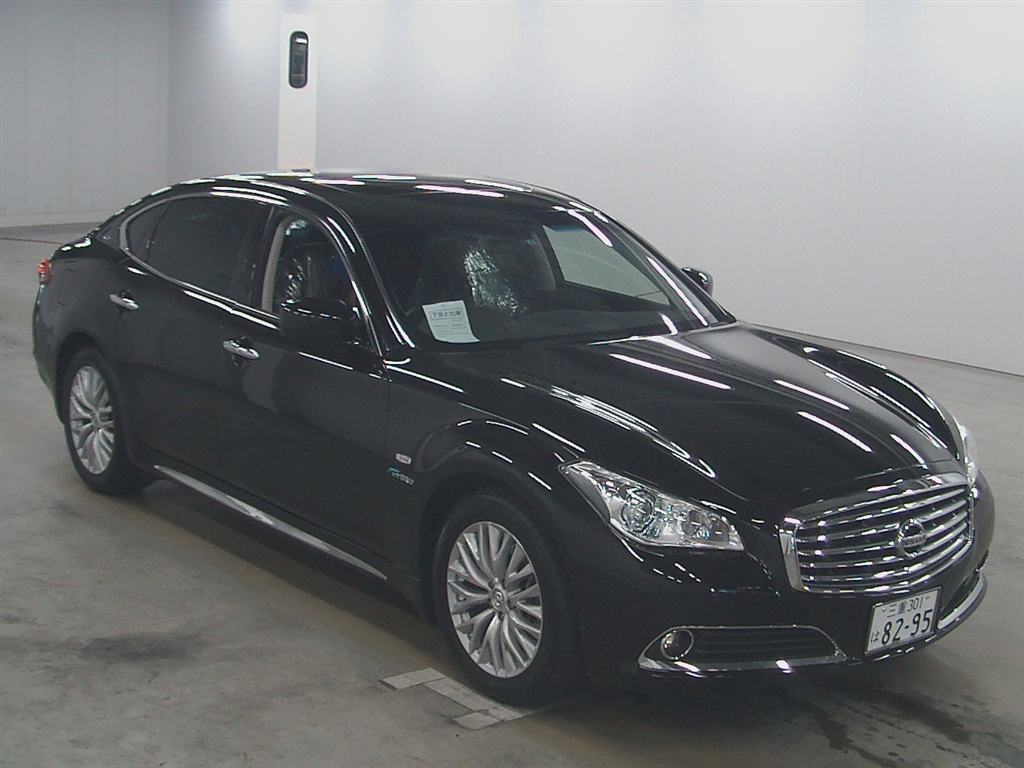 Nissan Fuga 2010 Black